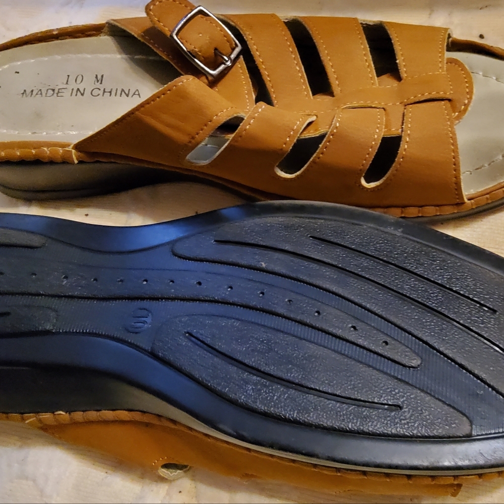 Slides - Picture 3 of 3